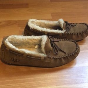 Woman’s Ugg moccasin